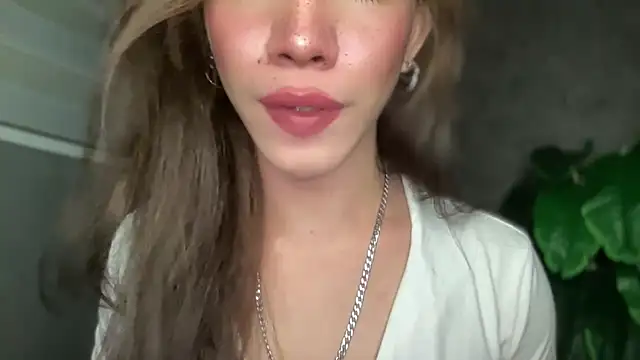 Misselliefayexxx online show from January 13, 2026, 8:02 pm