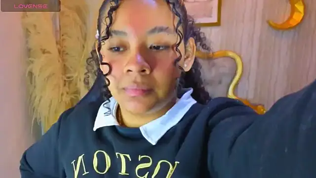 risada temptation s online show from October 23, 2025, 3:05 am