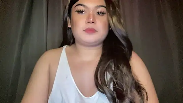 RedHead Thalia online show from February 16, 2026, 10:40 pm