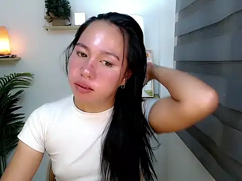 kimbratx online show from November 7, 2025, 10:03 pm