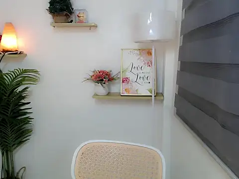 kimbratx online show from October 5, 2025, 12:34 am