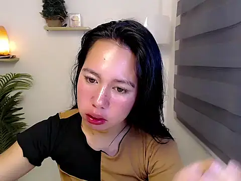 kimbratx online show from October 2, 2025, 10:35 pm