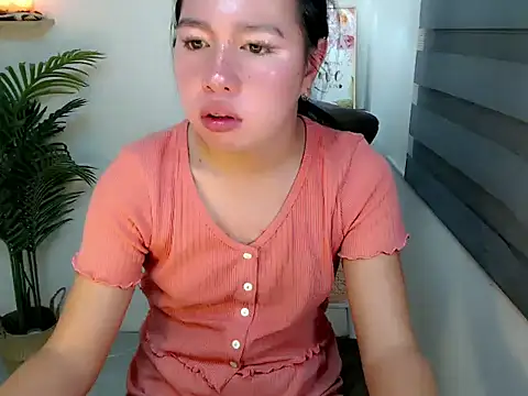 kimbratx online show from November 25, 2025, 11:48 pm