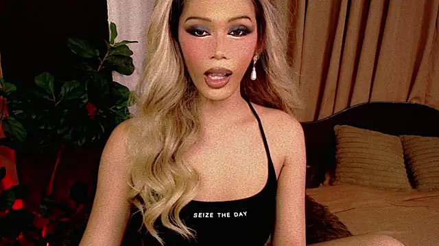 Snapshot of Candicebloom chatting on February 21, 2026, 4:31 pm Candicebloom online show from February 21, 2026, 4:31 pm