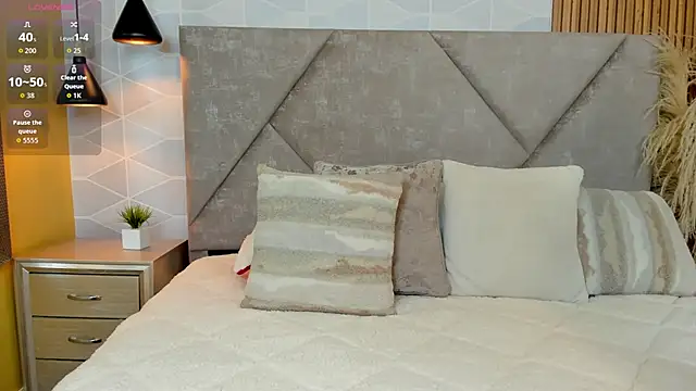 Jade Whisper online show from December 5, 2025, 1:27 am