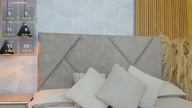 Jade Whisper online show from September 16, 2025, 1:28 am