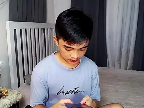 sexysam14 online show from November 6, 2025, 7:56 am