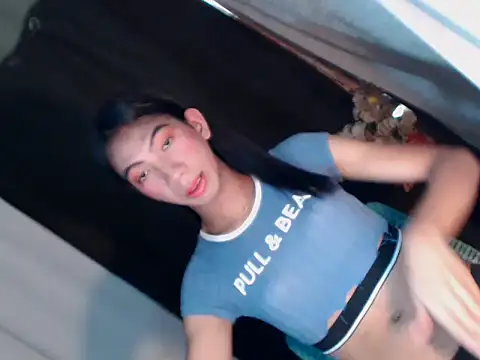 xyourdreamtrans online show from September 23, 2025, 3:46 am