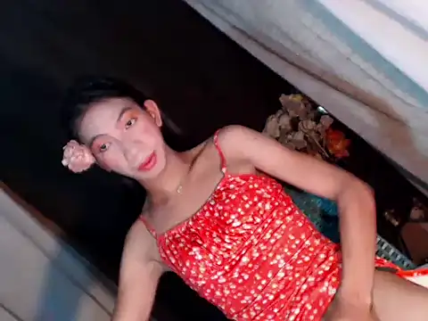 xyourdreamtrans online show from September 22, 2025, 5:35 am