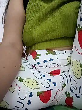 Snapshot of Yoo_j chatting on October 11, 2025, 10:38 am Yoo j online show from October 11, 2025, 10:38 am