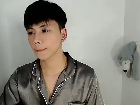 Snapshot of ynotyu chatting on February 9, 2026, 10:19 pm ynotyu online show from February 9, 2026, 10:19 pm