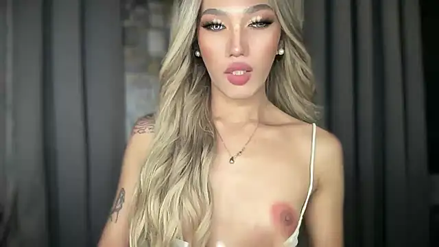 Lust-sluttymira online show from November 30, 2025, 3:46 pm