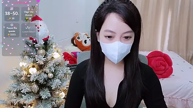 -MinaYoung- online show from December 15, 2025, 8:31 am