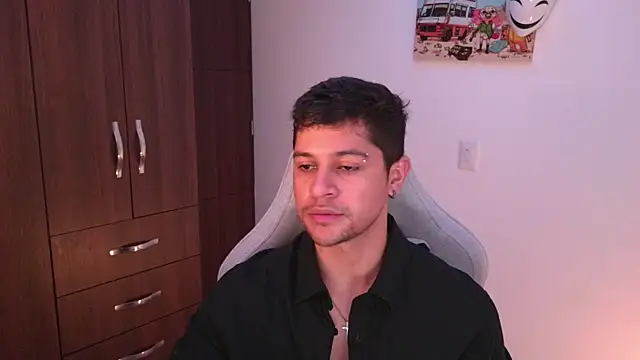 domsantiago  online show from November 15, 2025, 10:58 pm