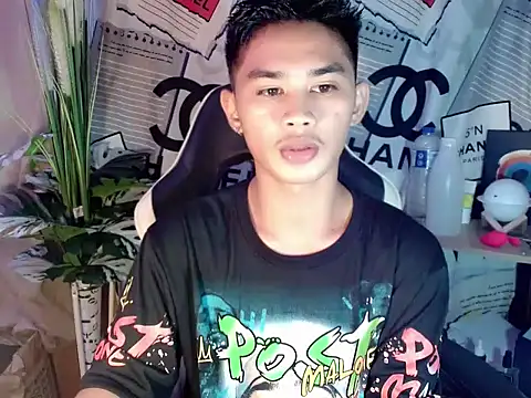 Snapshot of asianhardcock25 chatting on October 28, 2025, 8:52 pm asianhardcock25 online show from October 28, 2025, 8:52 pm