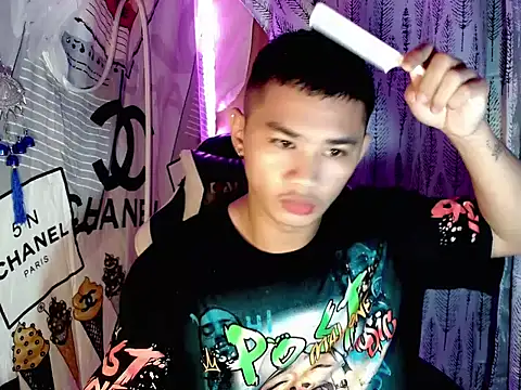 Snapshot of asianhardcock25 chatting on November 16, 2025, 10:35 pm asianhardcock25 online show from November 16, 2025, 10:35 pm