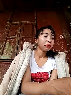 emaame68 online show from October 4, 2025, 1:07 am