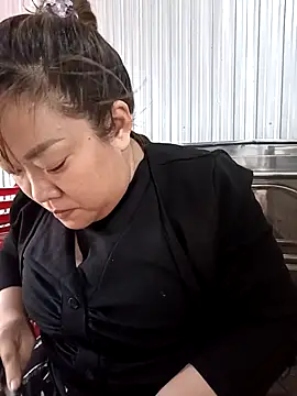 Cindy237st online show from January 19, 2026, 8:40 am