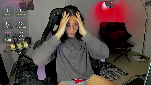 Snapshot of Maximiliano_scoott__ chatting on November 28, 2025, 6:52 pm Maximiliano scoott online show from November 28, 2025, 6:52 pm