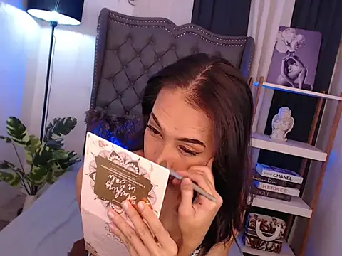 Sweet kittyxx online show from January 14, 2026, 4:05 am