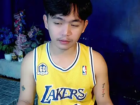 Snapshot of Albertx_Destroyer69 chatting on February 25, 2026, 12:00 am Albertx Destroyer69 online show from February 25, 2026, 12:00 am