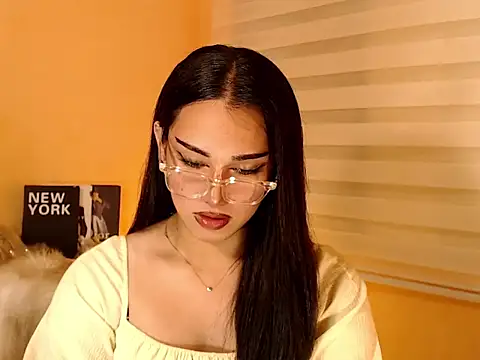 magnificent kitana online show from November 14, 2025, 1:26 pm