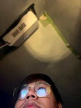 red libraxxx online show from October 19, 2025, 7:05 pm