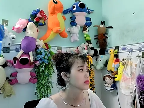 Snapshot of emgaixinhngoan chatting on November 24, 2025, 2:00 am emgaixinhngoan online show from November 24, 2025, 2:00 am