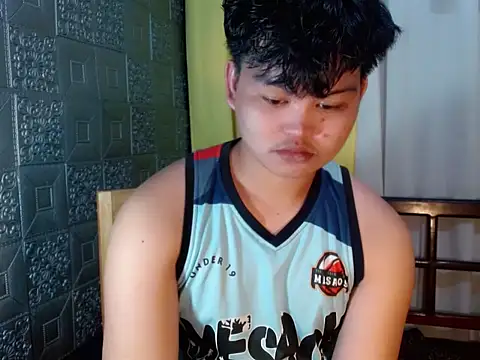 Reynelcock online show from November 20, 2025, 6:58 am