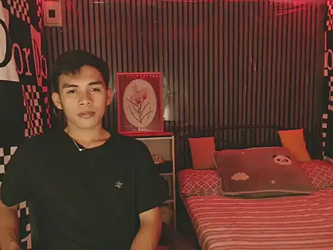 urhot chany online show from April 11, 2026, 5:27 pm