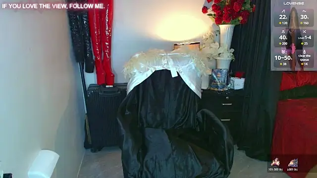 JadeScarlet LoveLace online show from November 17, 2025, 5:39 pm