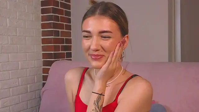 BeatrixGummer online show from September 12, 2025, 8:19 pm