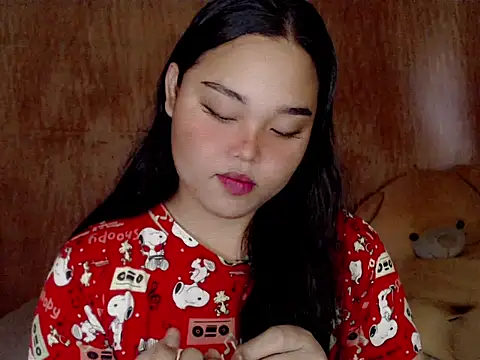 Snapshot of _Lylia chatting on September 17, 2025, 5:31 am Lylia online show from September 17, 2025, 5:31 am