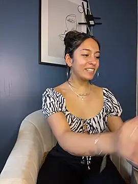 Alaska euphoria online show from December 19, 2025, 10:23 pm