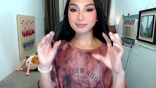 Snapshot of Goddess_Isabel chatting on October 8, 2025, 8:09 pm Goddess Isabel online show from October 8, 2025, 8:09 pm
