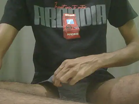 rockyy23boy online show from April 21, 2026, 1:29 am