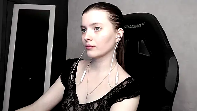 Snapshot of cute_elfy_ chatting on September 19, 2025, 4:33 pm cute elfy online show from September 19, 2025, 4:33 pm