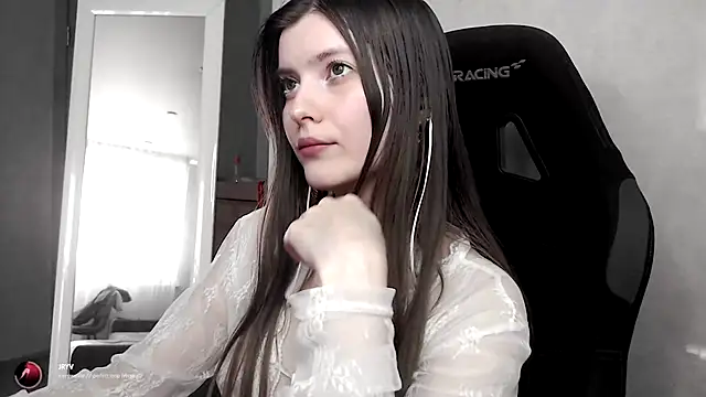 Snapshot of cute_elfy_ chatting on September 14, 2025, 2:17 pm cute elfy online show from September 14, 2025, 2:17 pm