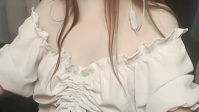 Snapshot of cute_elfy_ chatting on February 10, 2026, 3:55 pm cute elfy online show from February 10, 2026, 3:55 pm