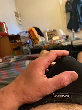 Snapshot of jackadi33 chatting on February 14, 2026, 3:12 pm jackadi33 online show from February 14, 2026, 3:12 pm