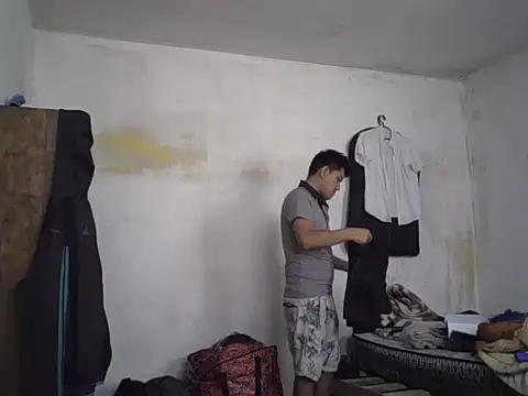 JinBABY1 online show from October 4, 2025, 2:07 pm