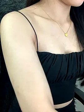 JennyQueen18 online show from November 14, 2025, 5:55 am