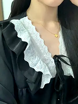 JennyQueen18 online show from December 22, 2025, 12:05 pm