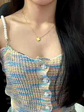 JennyQueen18 online show from December 18, 2025, 8:30 am