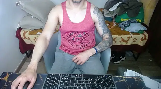 bossking017 online show from March 15, 2025, 2:23 pm