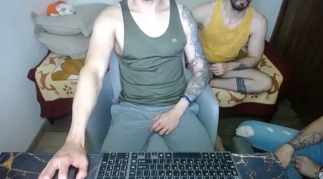 bossking017 online show from March 21, 2025, 5:02 pm