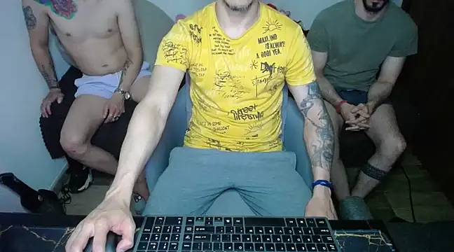 bossking017 online show from March 1, 2025, 10:53 pm