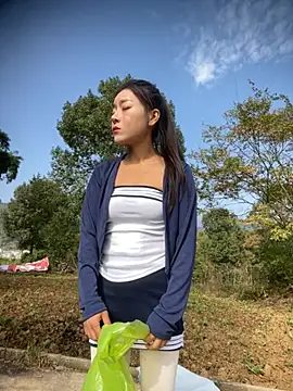 Snapshot of Xiao-meng66 chatting on November 14, 2025, 3:32 am Xiao-meng66 online show from November 14, 2025, 3:32 am