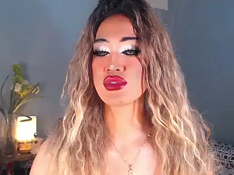 AleinaCroft online show from December 5, 2025, 2:43 am