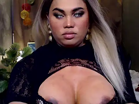 KitSmithCumerr online show from November 13, 2025, 3:27 pm